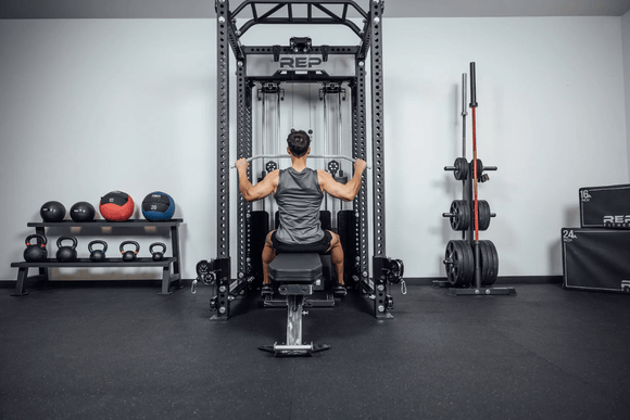 How to Do a Lat Pulldown: Proper Form, Tips, and Common Mistakes - Gymsportz