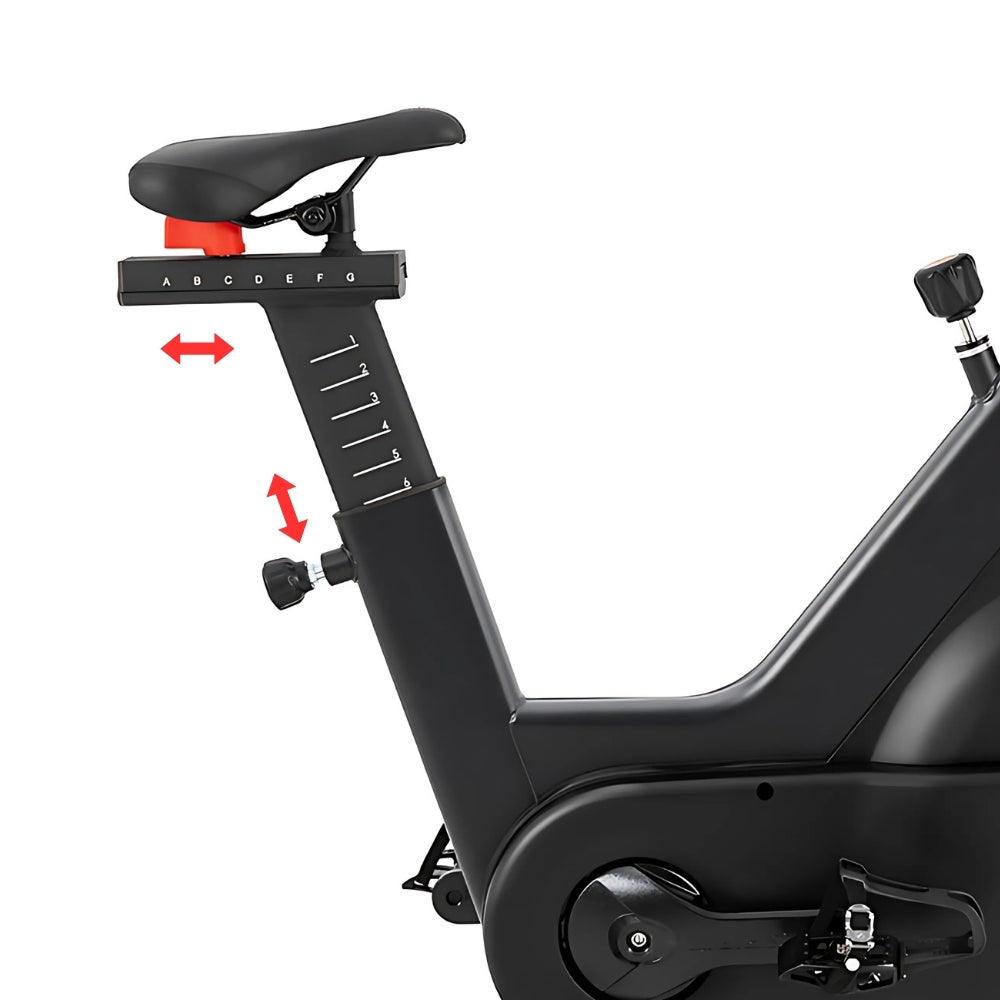 Spirit SBC900 Commercial Indoor Cycle