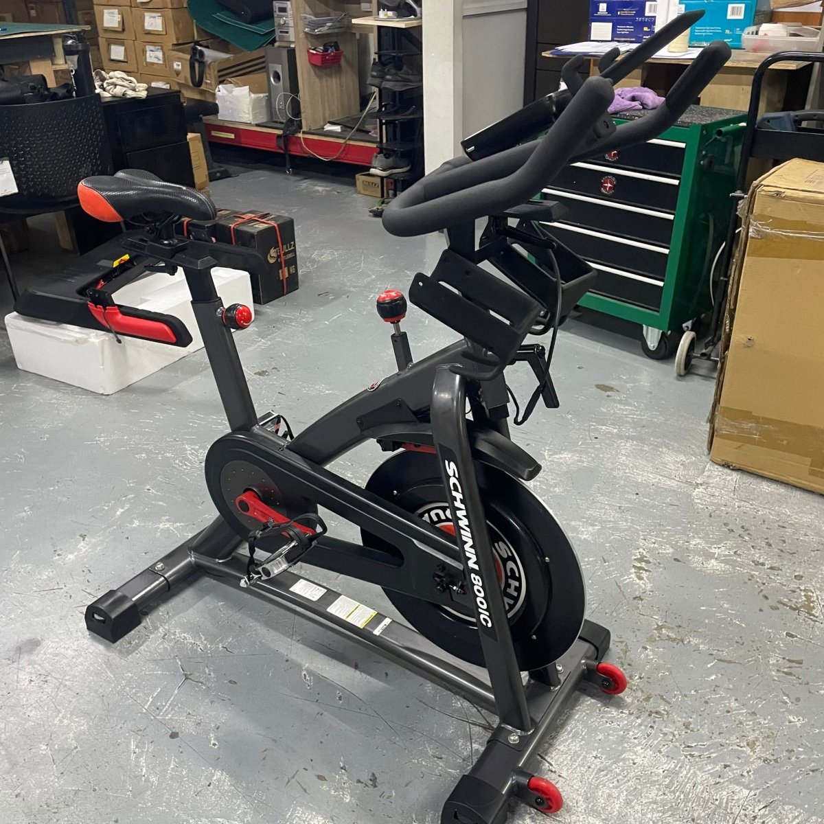 (Refurbished) Schwinn 800IC Indoor Spin Bike - Gymsportz