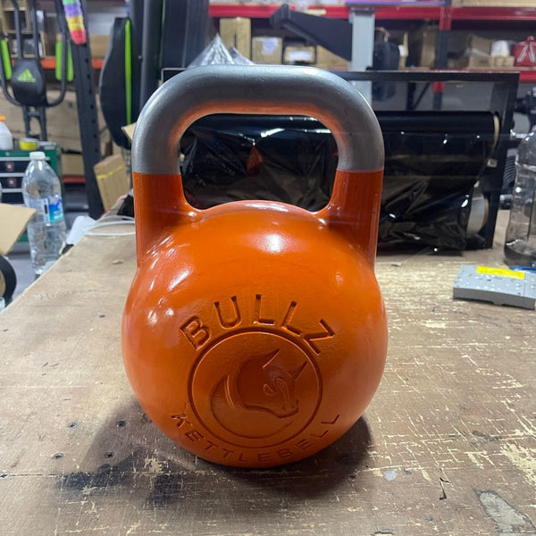 (Scratched) 28kg Bullz Competition Kettlebell - Gymsportz