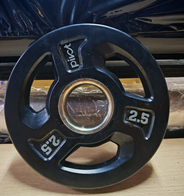 (Showroom) 2.5kg Pivot Rubber Olympic Tri-Grip Plates (2 inch) - Gymsportz