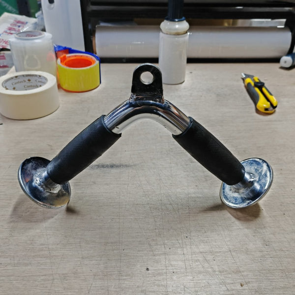(SHOWROOM) Pivot Tricep Press Down Bar (28507) - Gymsportz