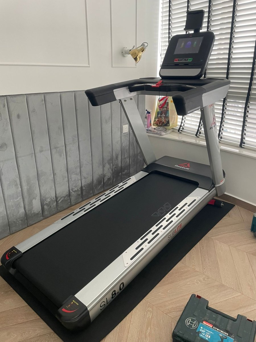 (Slightly Used) Reebok SL8.0 Treadmill (AC) - Gymsportz