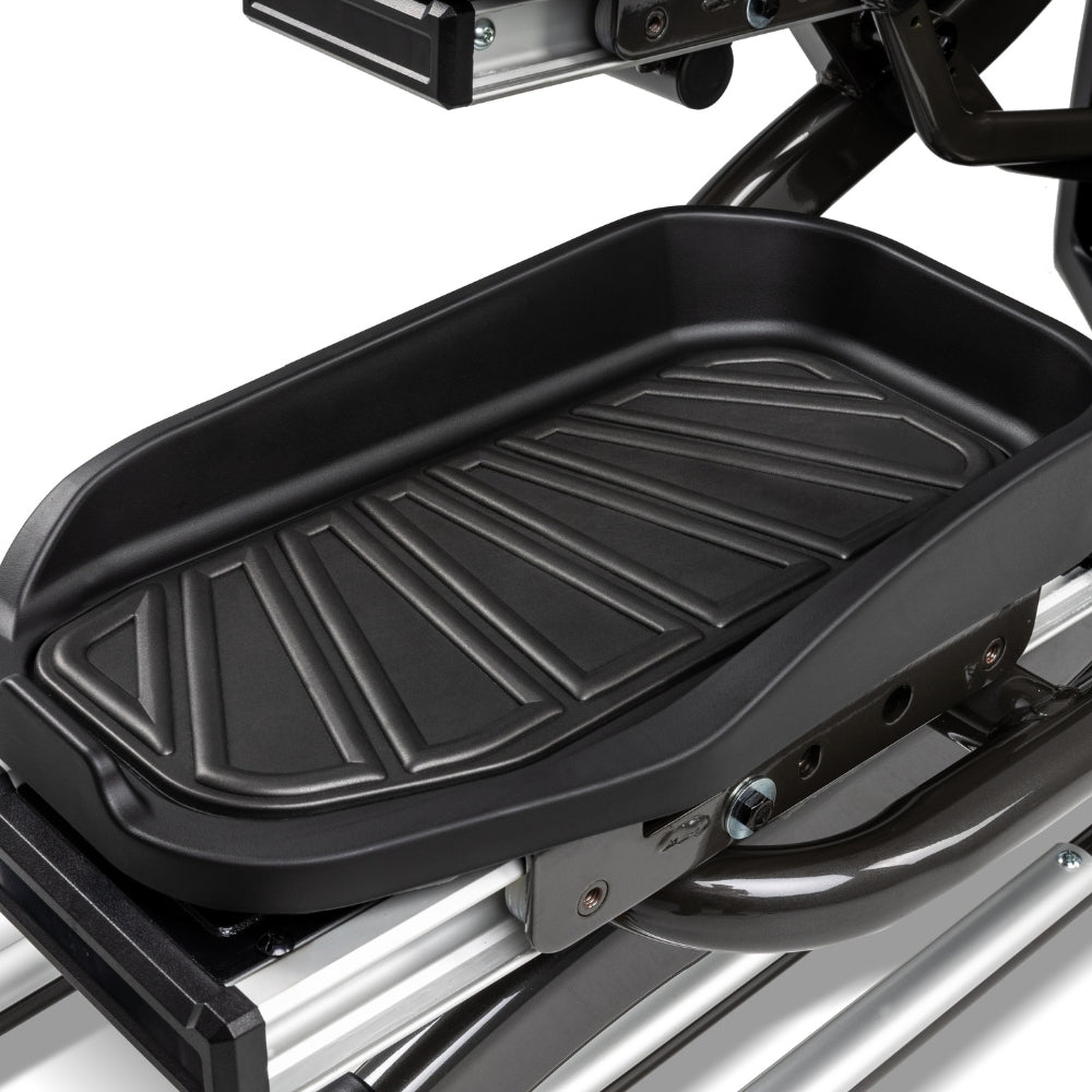 Spirit XE895 Elliptical Trainer - Gymsportz