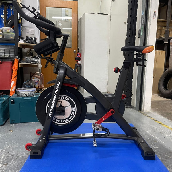 (Used) Schwinn 800IC Indoor Spin Bike - Gymsportz